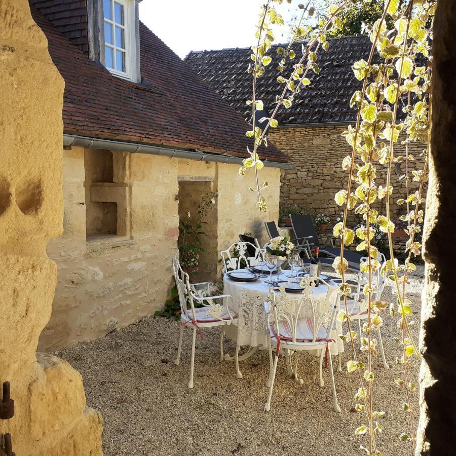 Le Manoir De Carlucet Gite Saint-Crepin-et-Carlucet Bagian luar foto