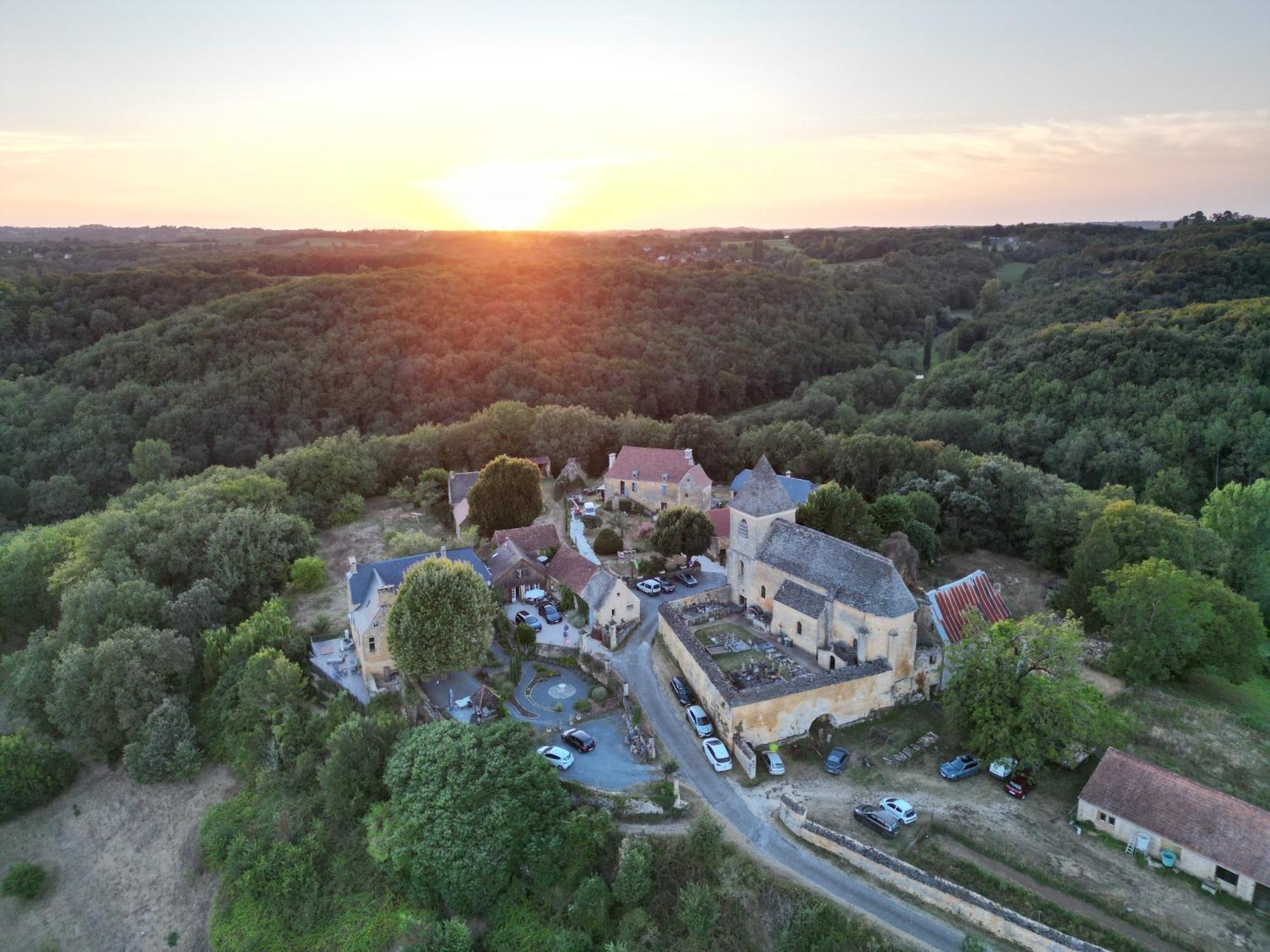 Le Manoir De Carlucet Gite Saint-Crepin-et-Carlucet Bagian luar foto